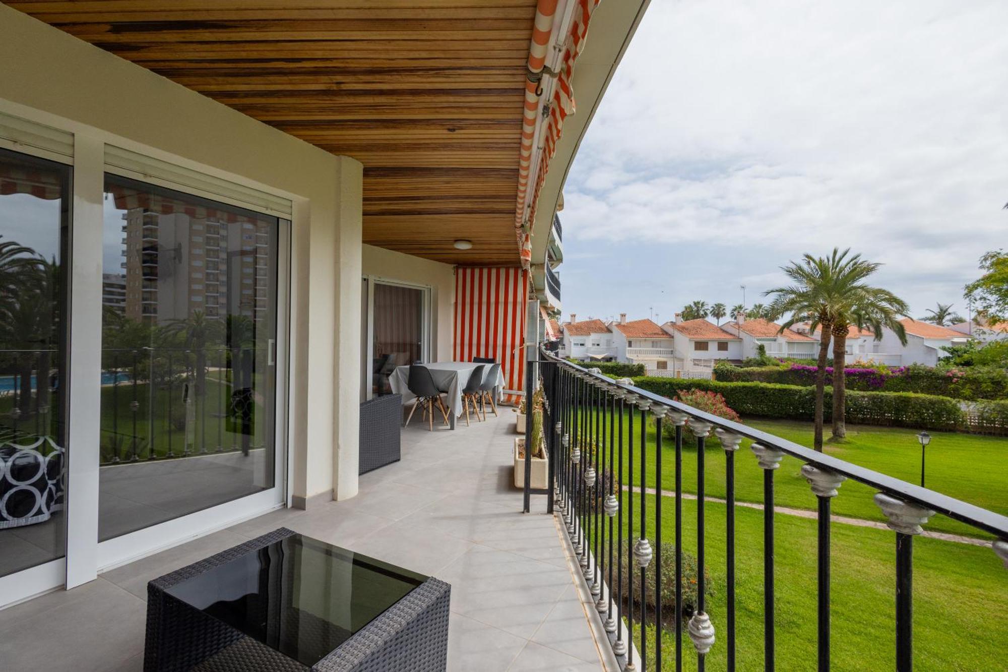 Residencia De Lujo Frente Al Mar Apartment Playa de Gandia Exterior photo